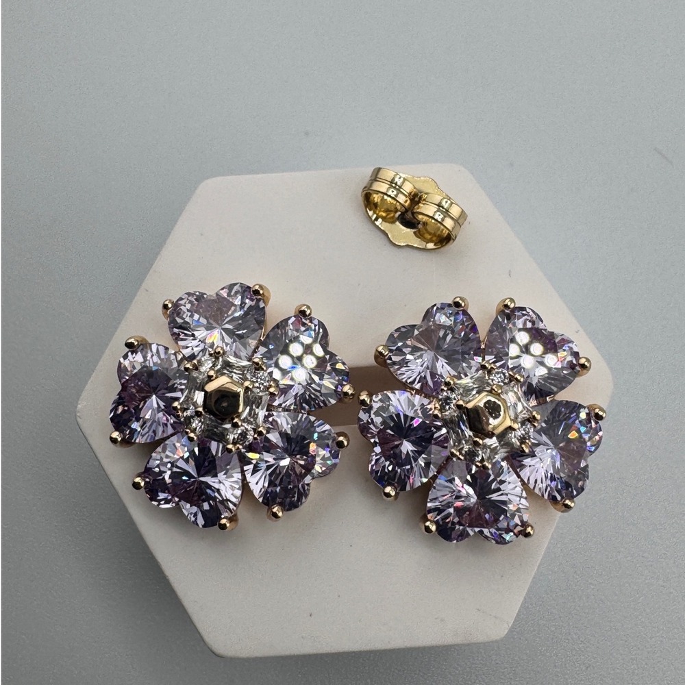 Lavender Flower Stud Earrings New 14K Gold Plated Heart Petal Purple Crystal